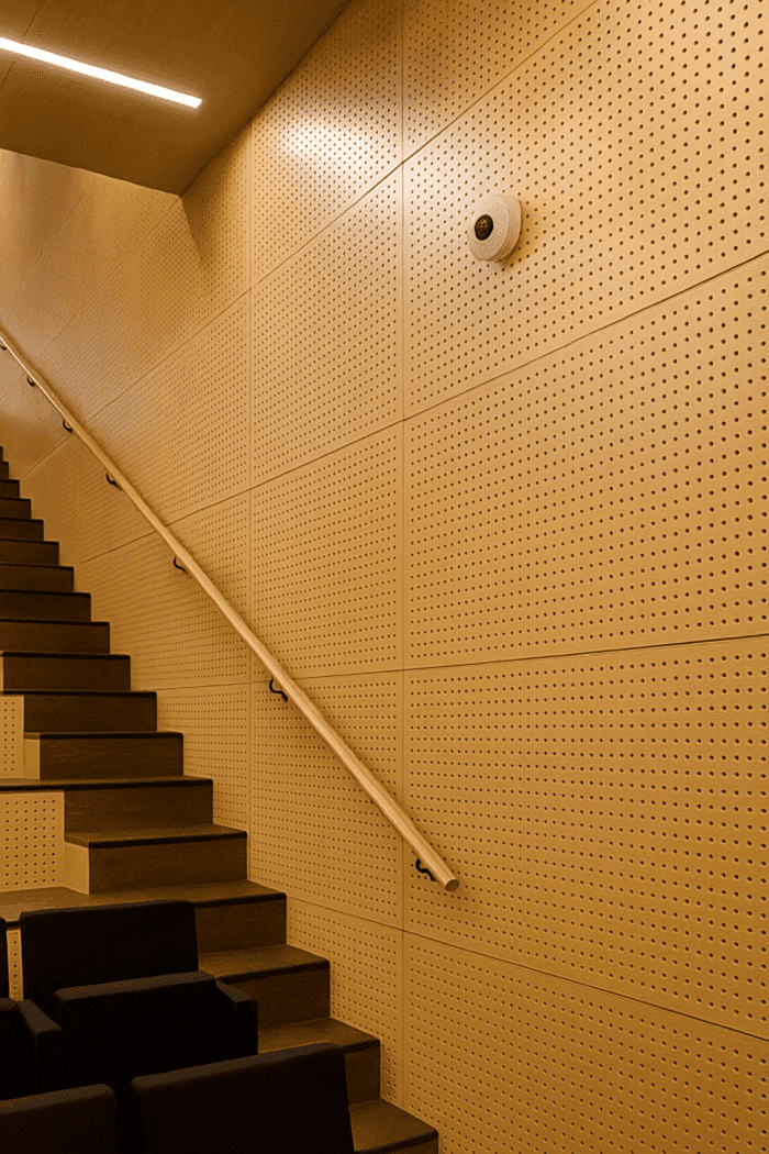 1000-delikli-ahsap-akustik-panel-aksa