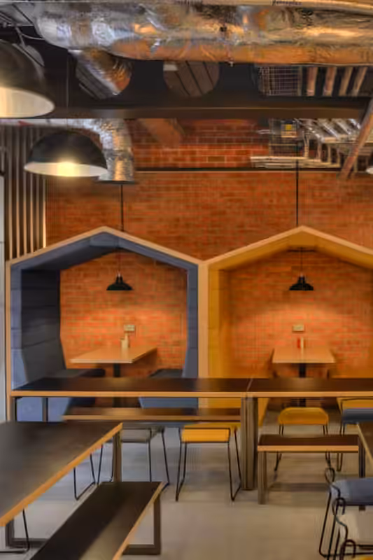 acik-alan-kumas-kapli-banklar-moduller